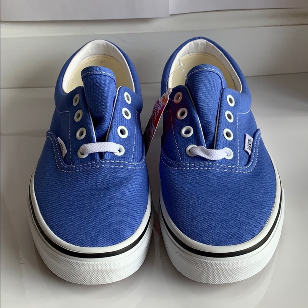 Vans Era
